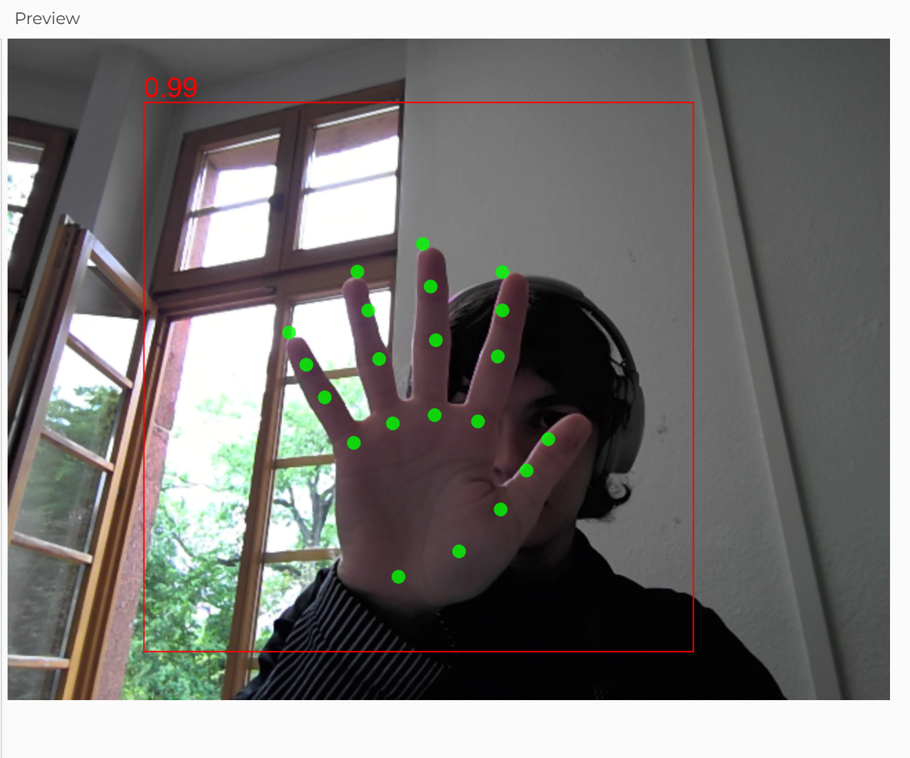 Eine Person testet ein Motion-Tracking System