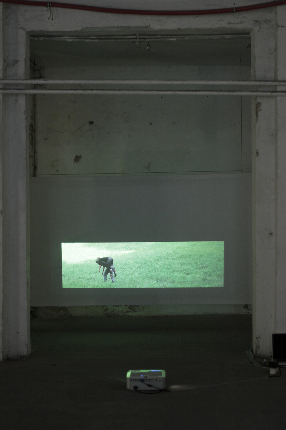 Import/ Export HD Projektion 6: 9 Stereo 07:54 min. Mark Hornbogen & Anne Schneider 2014