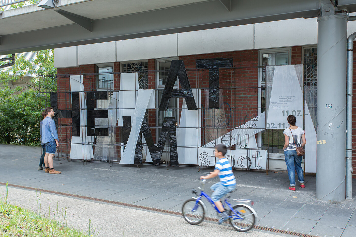 Ausstellung "Heimat Halle-Neustadt" Foto: Matthias Ritzmann