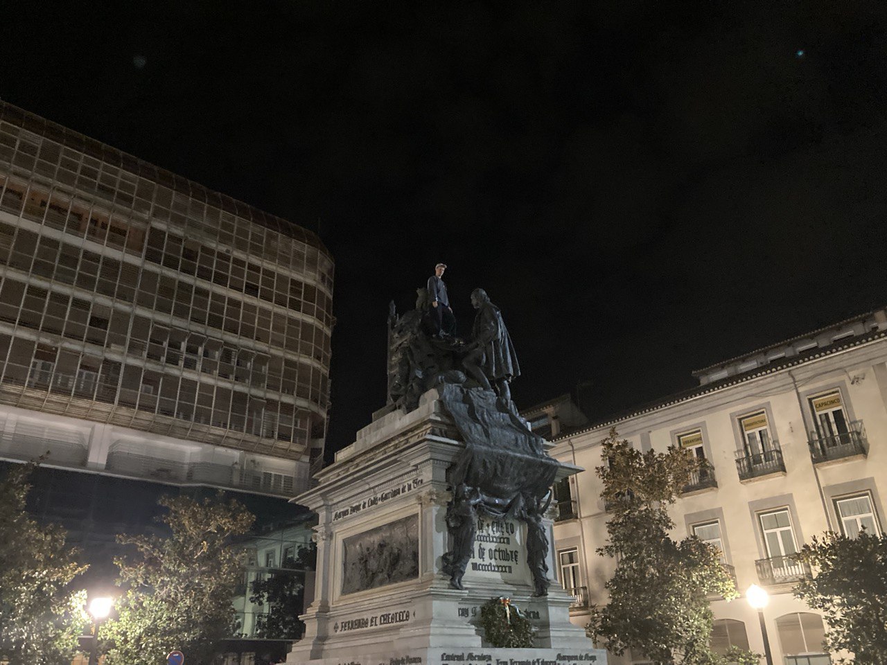 Monumento a las Capitulaciones, Plaza Isabel Católica, Granada, 2024, Foto: Dolores Martín Hidalgo und Marce